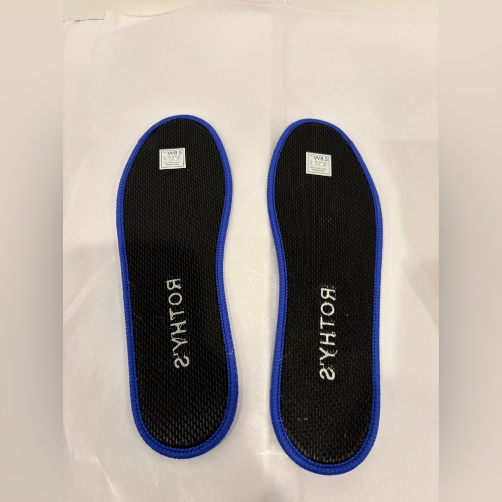 Rothy's The Original Slip On Sneaker in White, size 8.5 - Picture 6 of 7